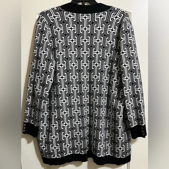 Anne Klein Black White Geometric Pattern Built In Tank Long Cardigan Sweater XL - Picture 5 of 8